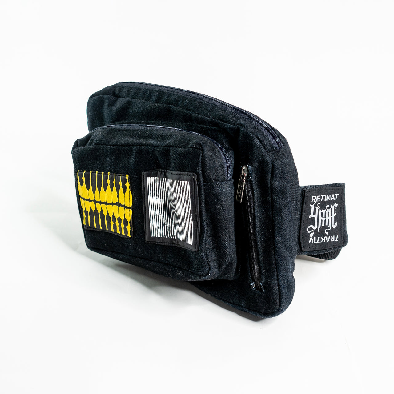 Collab bag Retinattraktiv x Yrae - Fanny pack_02