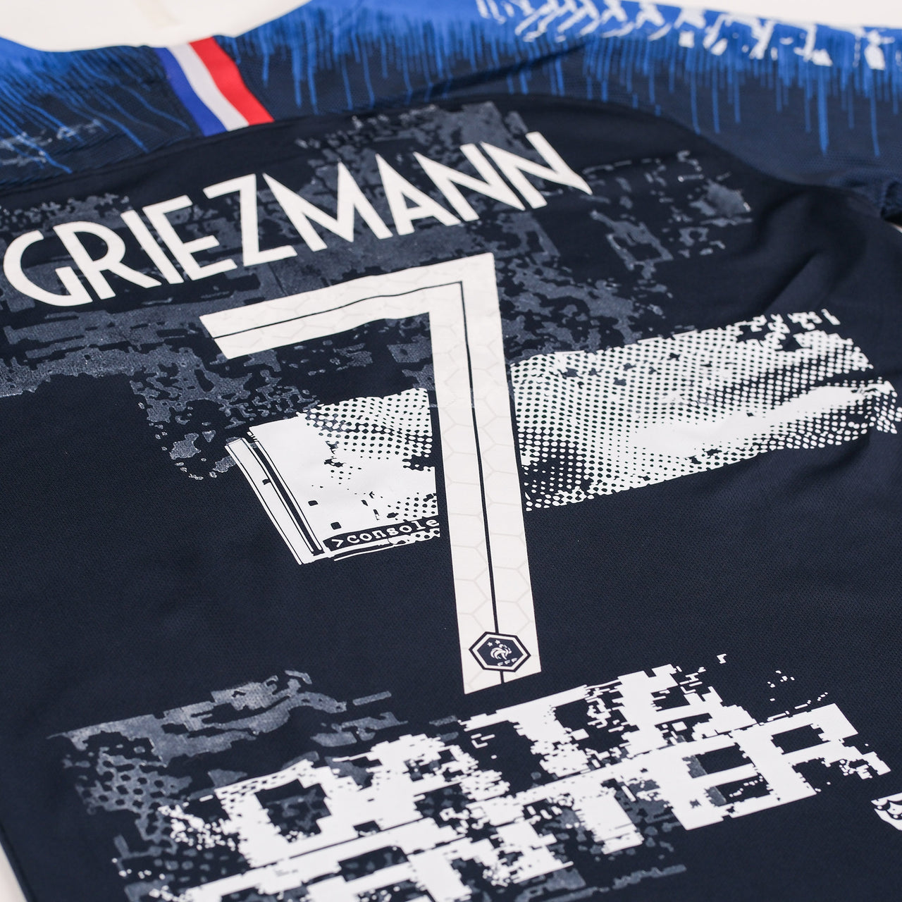 JERSEY (28) / SIZE M